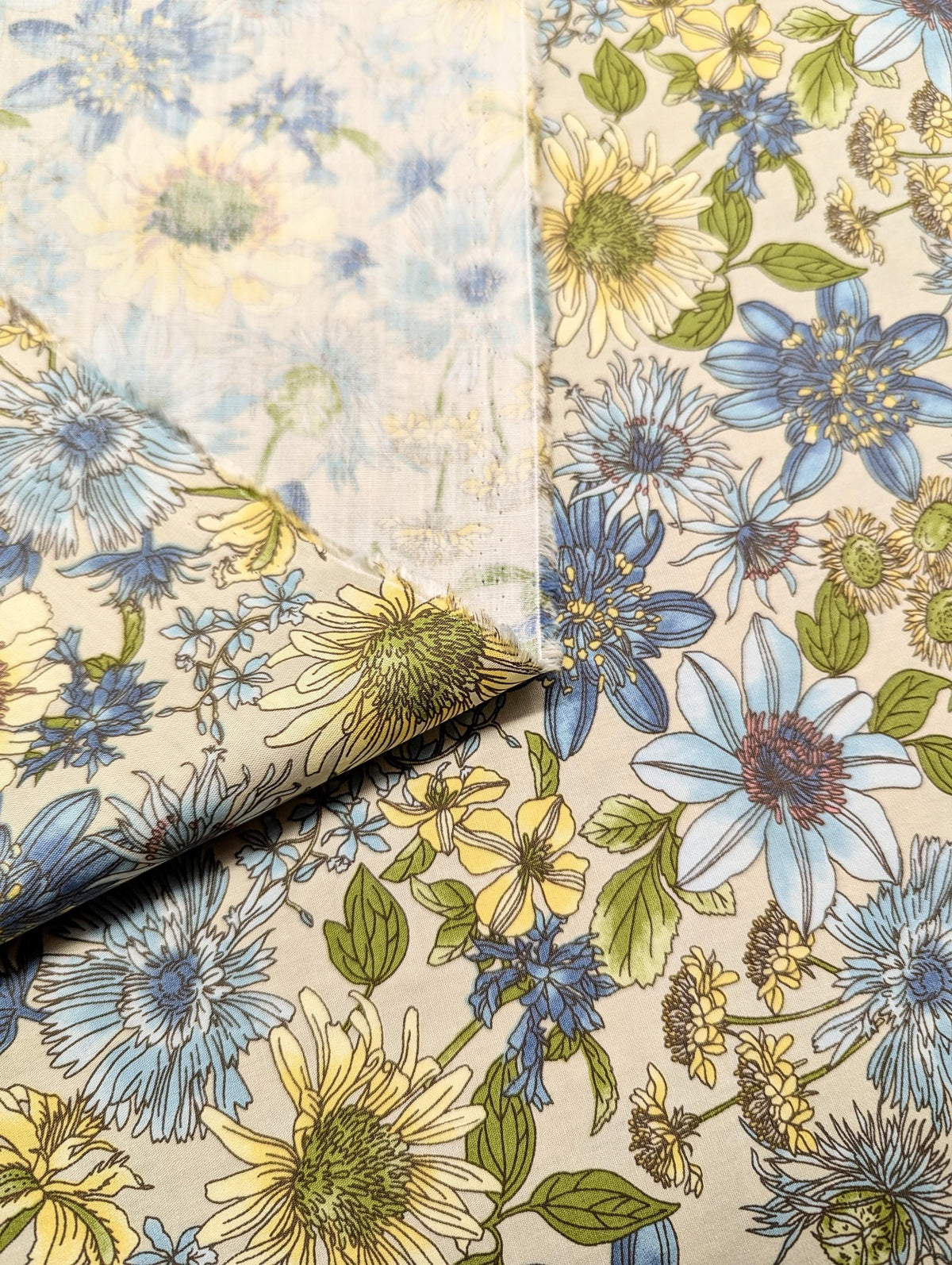 Hokkoh - Meadow Bouquet Cotton Fabric - Earl Gray