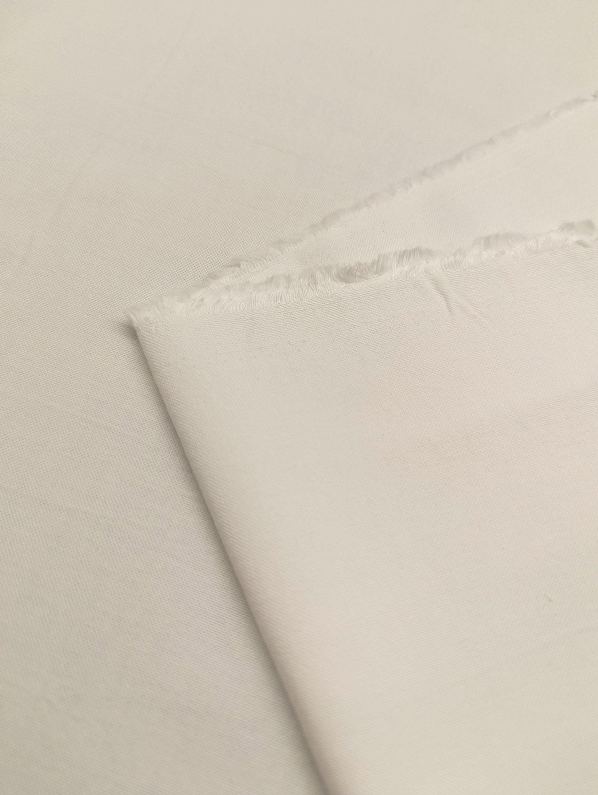 Sunwell - Organic Yarn Dyed Cotton Lawn - White