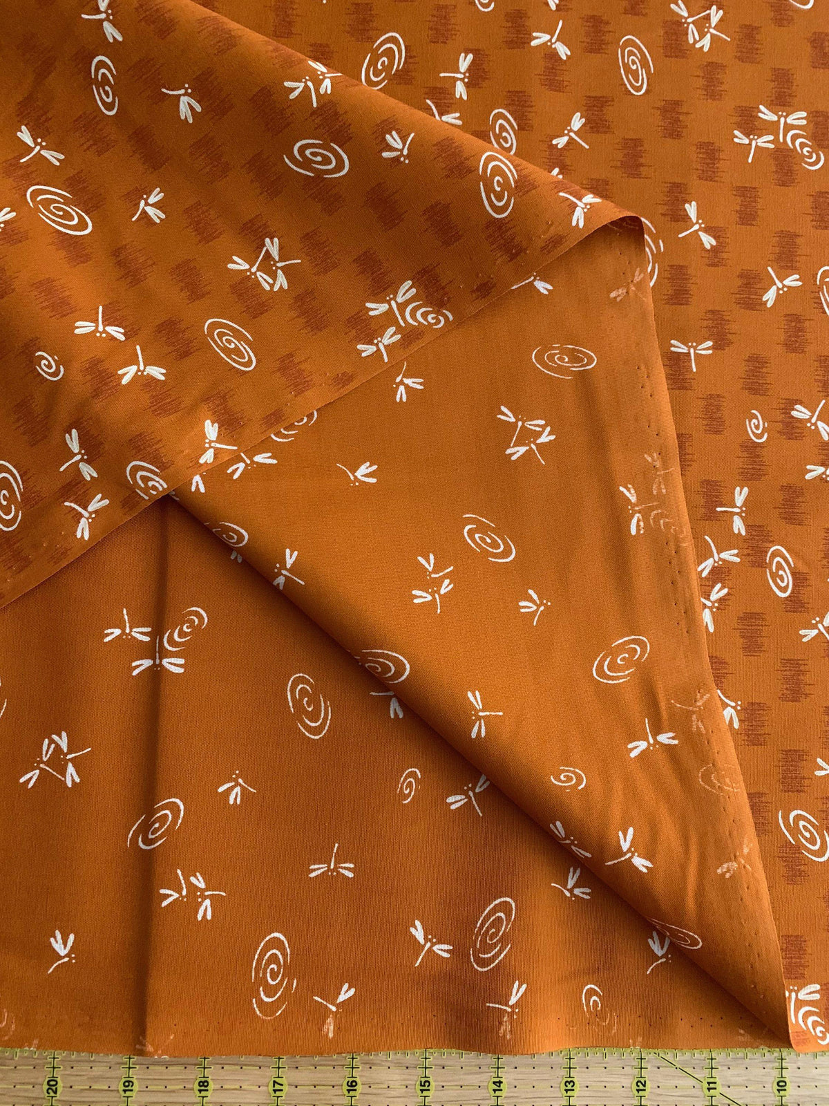Dragonflies at the Water's Edge Japanese cotton fabric 3030-4C orange