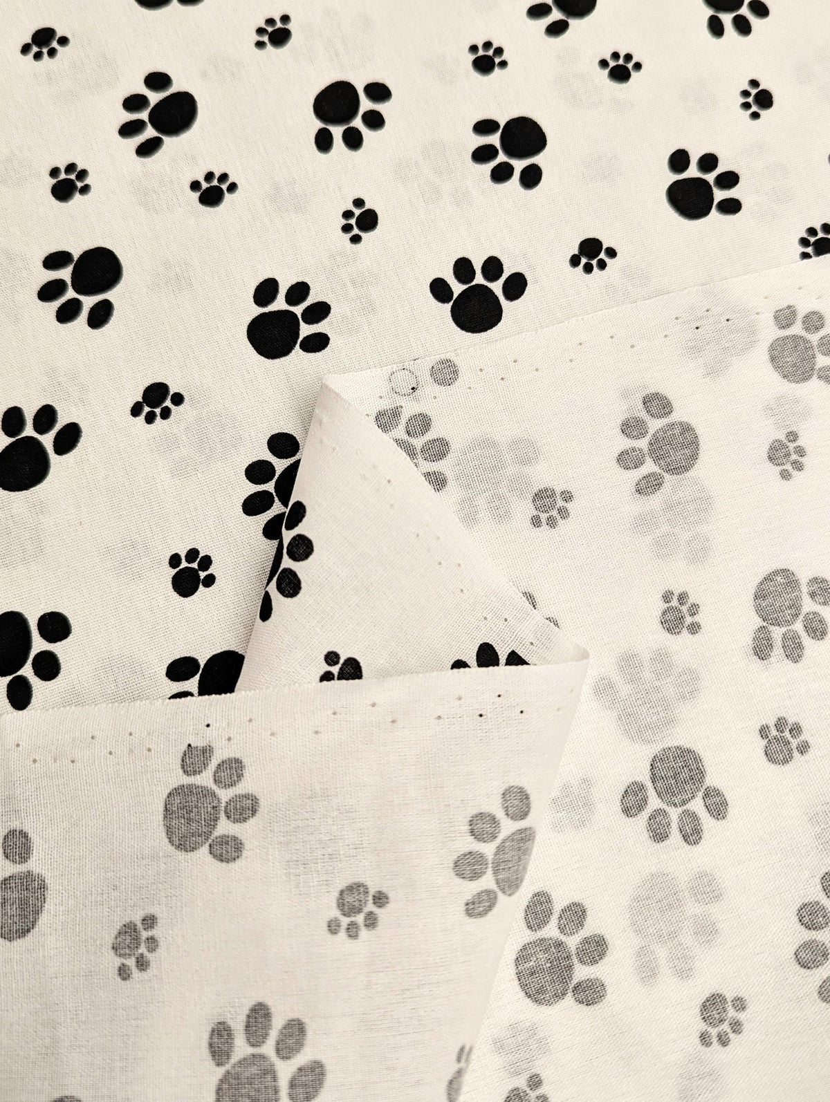 Koyama - Paw Prints Cotton Fabric - White