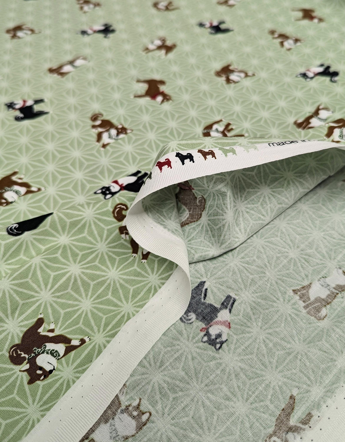 Hishiei - Asanoha Shibas Cotton Fabric - Green