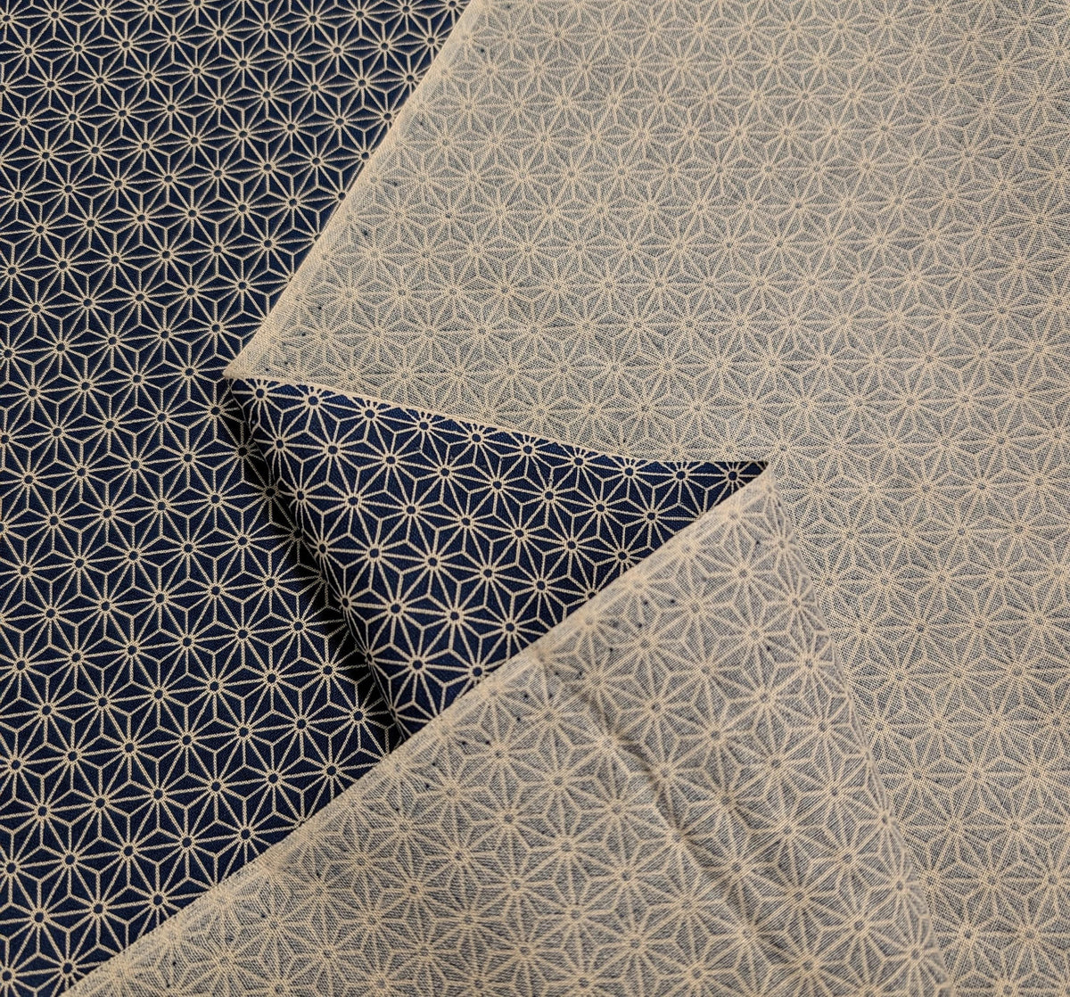 Sevenberry Small Asanoha stars Japanese cotton fabric 88222-2-4 beige & navy blue