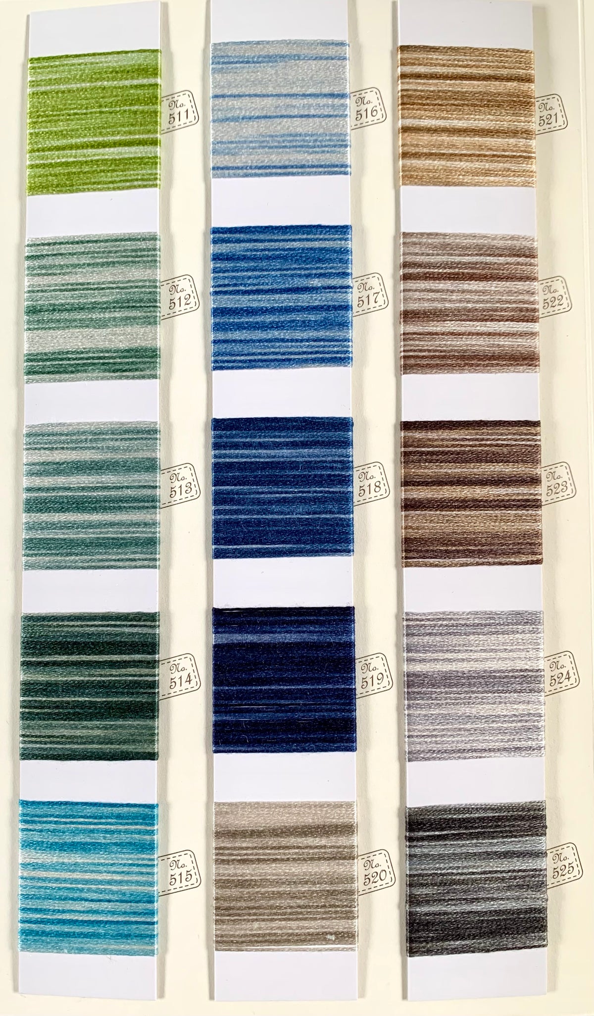 Soie et - Silk Embroidery Thread - #520 Variegated Mouse Gray
